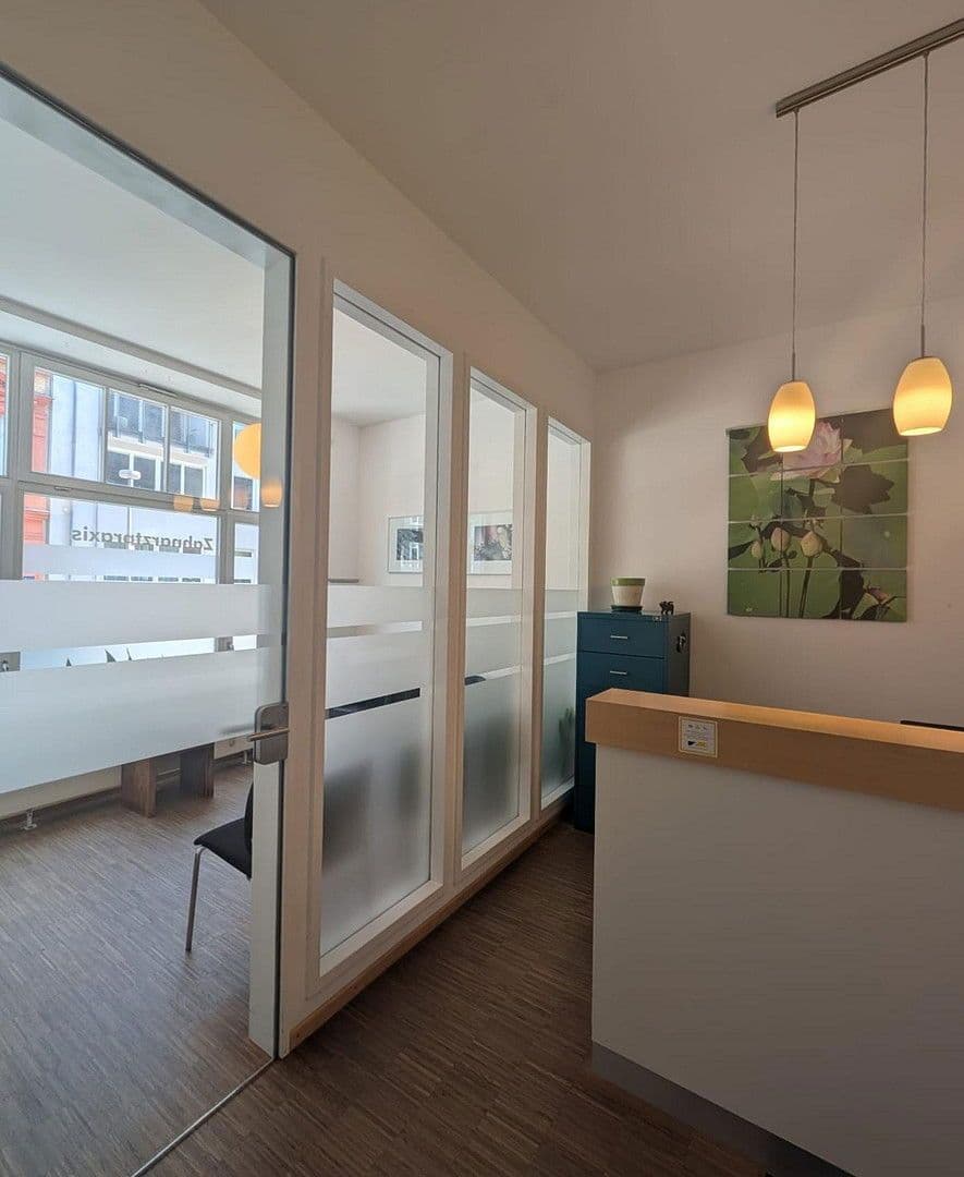 office to rent, 116 m², Almstadtstraße, Berlin, Berlin office to rent, 116 m², Almstadtstraße, Berlin, Berlin