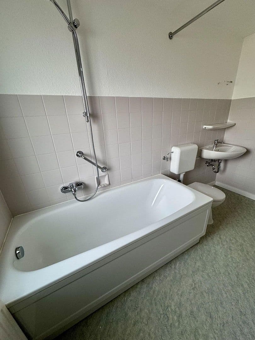 3 bedroom flat to rent, 87 m², Oesdorfer Straße 14, Bad Pyrmont, Lower Saxony 3 bedroom flat to rent, 87 m², Oesdorfer Straße 14, Bad Pyrmont, Lower Saxony