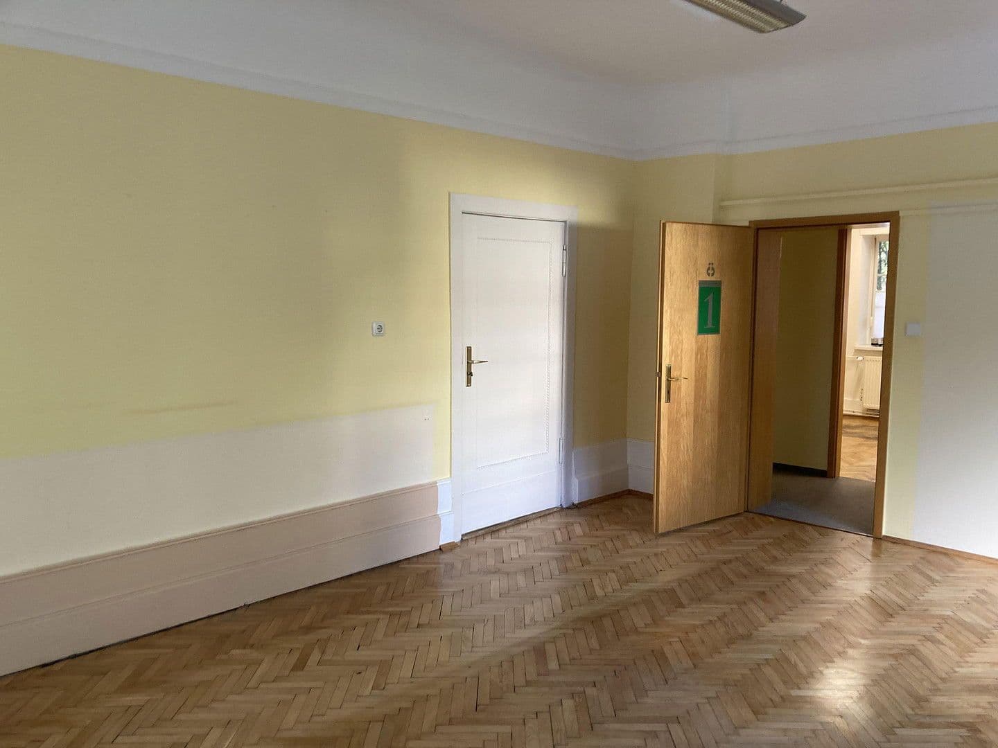 office to rent, 110 m², Puschkinstraße 3, Rüdersdorf bei Berlin, Brandenburg office to rent, 110 m², Puschkinstraße 3, Rüdersdorf bei Berlin, Brandenburg