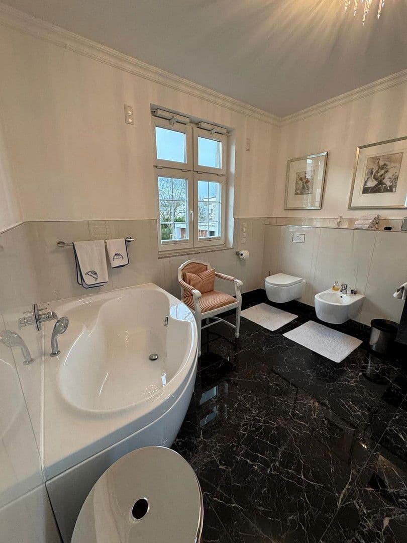 house for sale, 265 m², Potsdam Groß Glienicke zu Berlin, Brandenburg house for sale, 265 m², Potsdam Groß Glienicke zu Berlin, Brandenburg