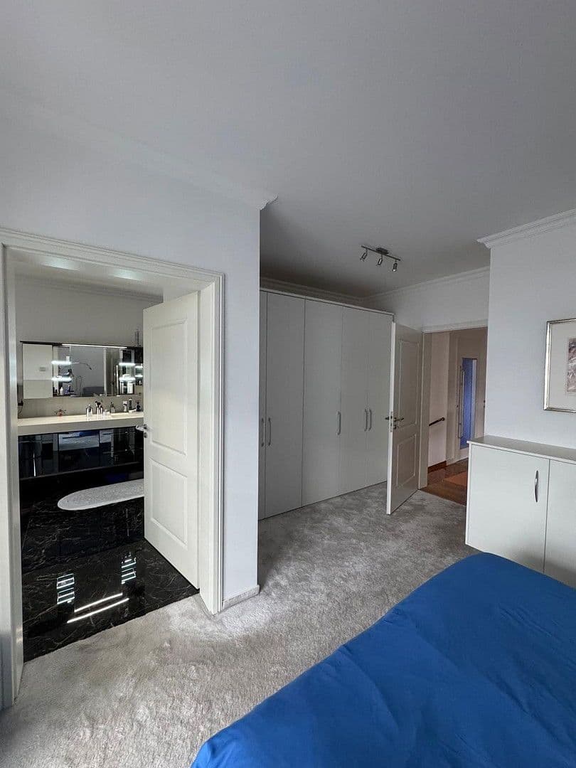 house for sale, 265 m², Potsdam Groß Glienicke zu Berlin, Brandenburg house for sale, 265 m², Potsdam Groß Glienicke zu Berlin, Brandenburg