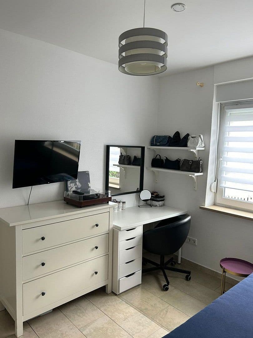 4 bedroom flat to rent, 109 m², Stuttgart, Baden-Württemberg 4 bedroom flat to rent, 109 m², Stuttgart, Baden-Württemberg