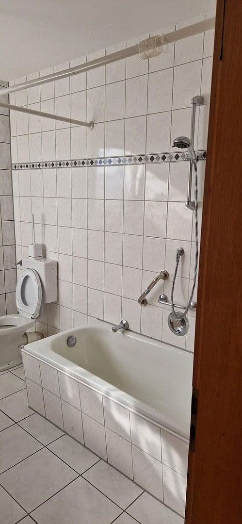 3 bedroom flat to rent, 105 m², Kastellaun, Rhineland-Palatinate 3 bedroom flat to rent, 105 m², Kastellaun, Rhineland-Palatinate