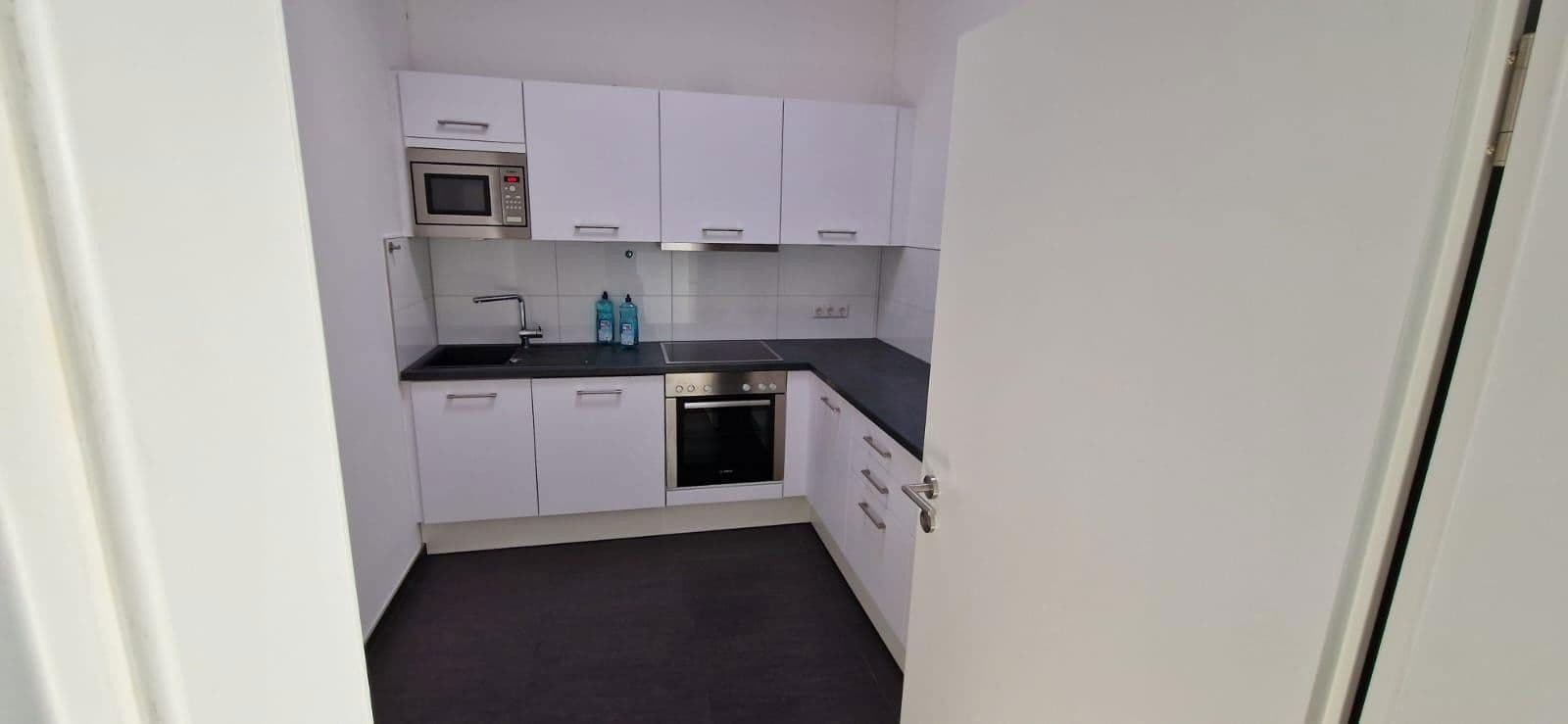 office to rent, 300 m², Wilhelm-Maybach-Str. 31/1, Rottenburg am Neckar, Baden-Württemberg office to rent, 300 m², Wilhelm-Maybach-Str. 31/1, Rottenburg am Neckar, Baden-Württemberg