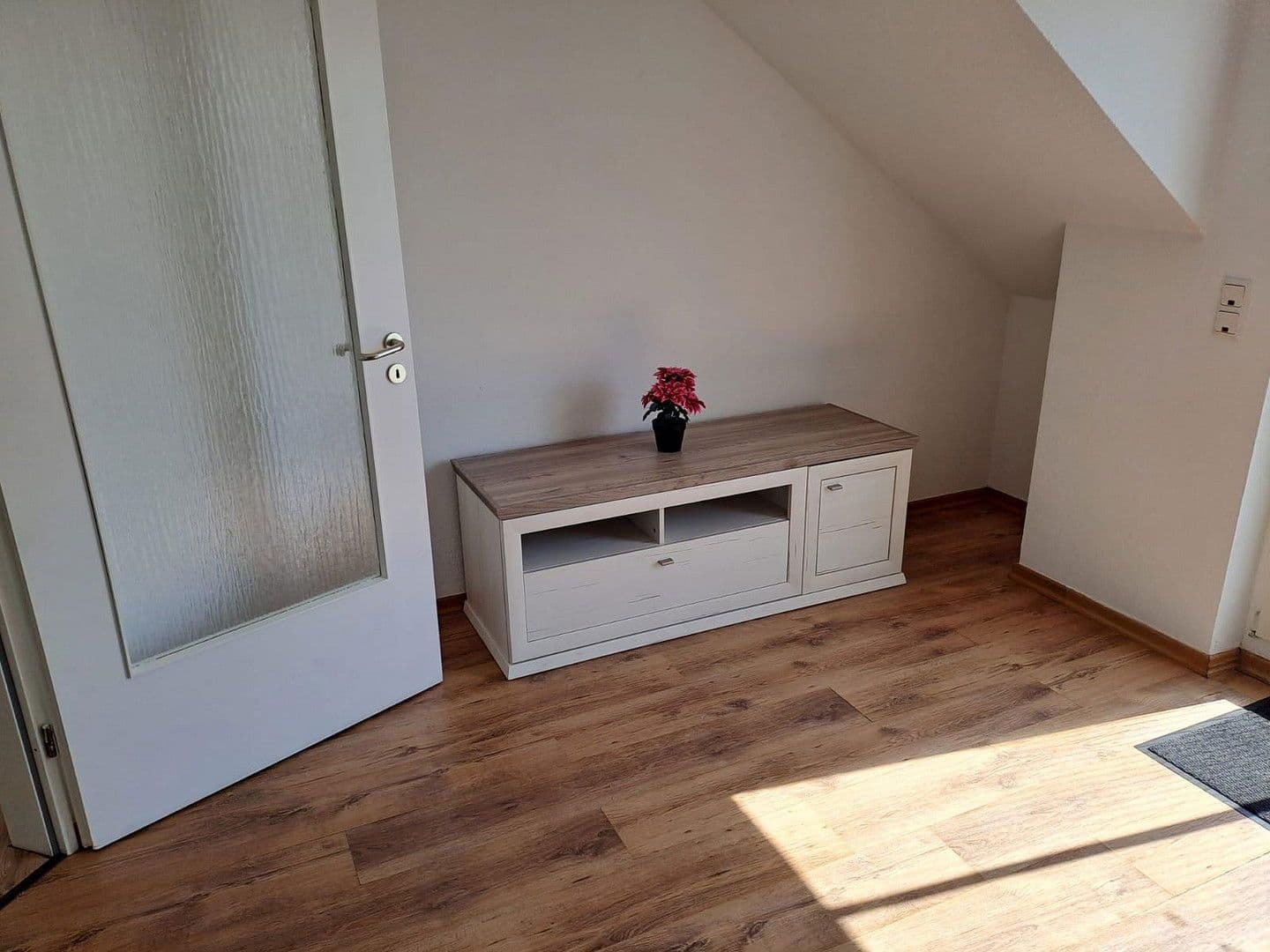 1 bedroom flat to rent, 35 m², Düsseldorf, North Rhine-Westphalia 1 bedroom flat to rent, 35 m², Düsseldorf, North Rhine-Westphalia