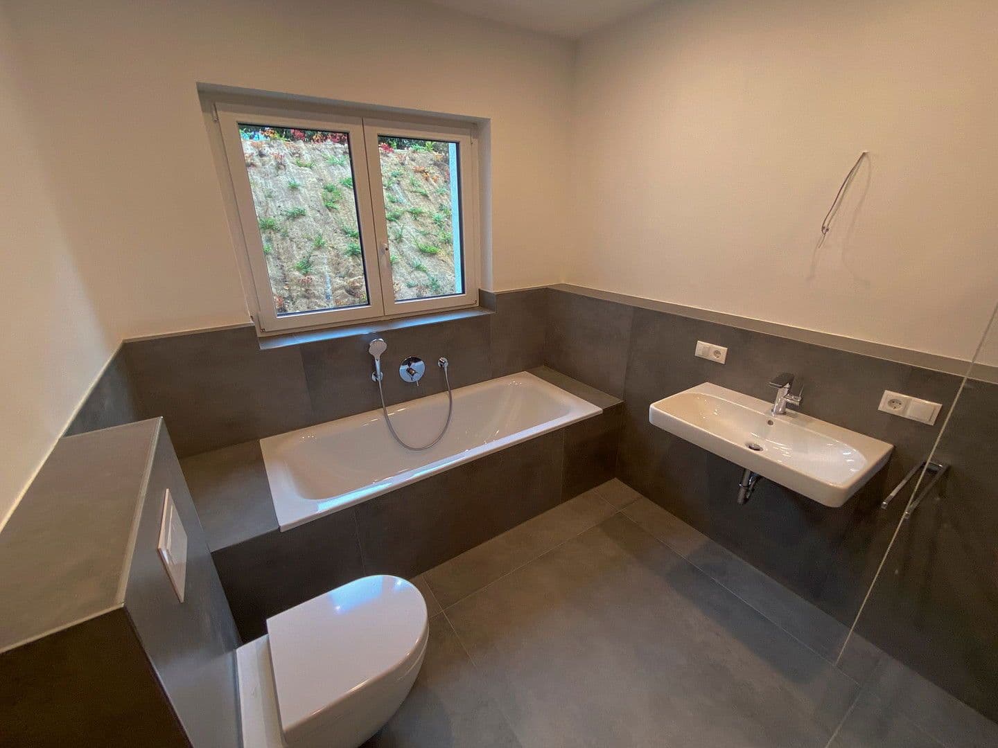 3 bedroom with open-plan kitchen flat to rent, 175 m², Koblenz, Rhineland-Palatinate 3 bedroom with open-plan kitchen flat to rent, 175 m², Koblenz, Rhineland-Palatinate