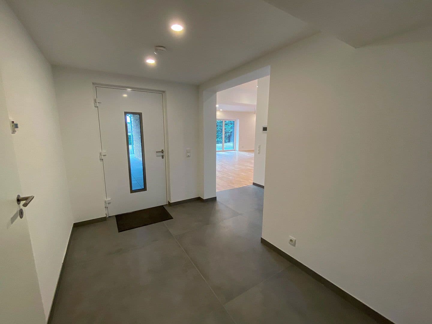 3 bedroom with open-plan kitchen flat to rent, 175 m², Koblenz, Rhineland-Palatinate 3 bedroom with open-plan kitchen flat to rent, 175 m², Koblenz, Rhineland-Palatinate