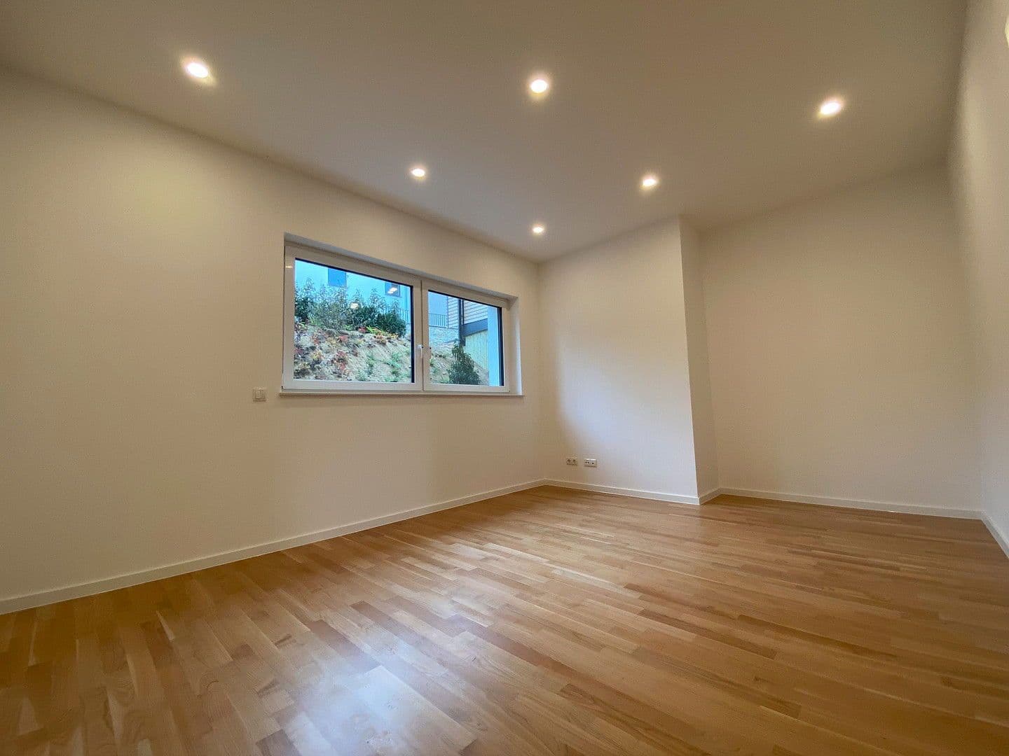 3 bedroom with open-plan kitchen flat to rent, 175 m², Koblenz, Rhineland-Palatinate 3 bedroom with open-plan kitchen flat to rent, 175 m², Koblenz, Rhineland-Palatinate