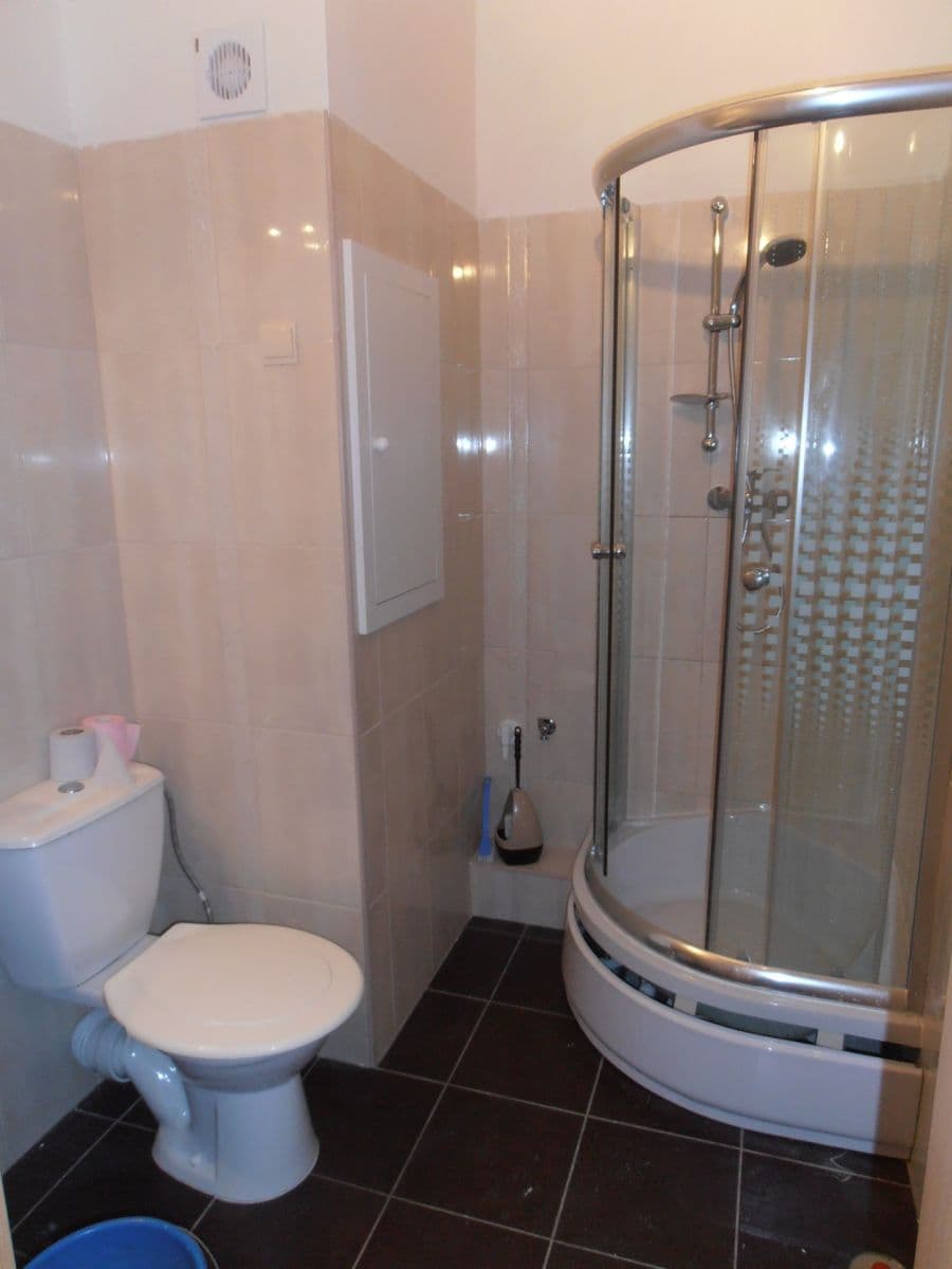 1 bedroom flat to rent, 38 m², Březenecká, Chomutov, Ústecký Region 1 bedroom flat to rent, 38 m², Březenecká, Chomutov, Ústecký Region