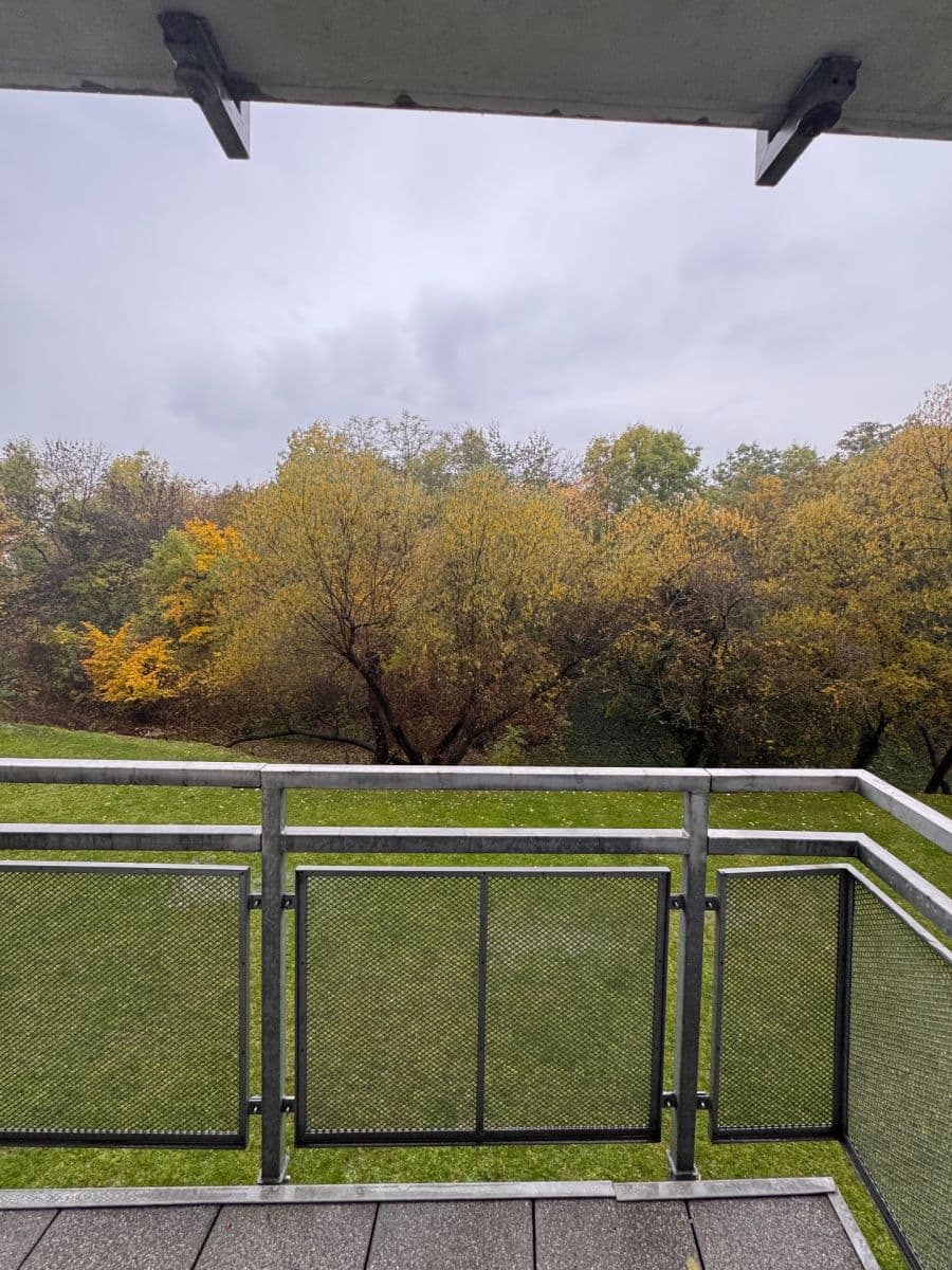 1 bedroom with open-plan kitchen flat to rent, 60 m², Kovanecká, Prague, Prague 1 bedroom with open-plan kitchen flat to rent, 60 m², Kovanecká, Prague, Prague