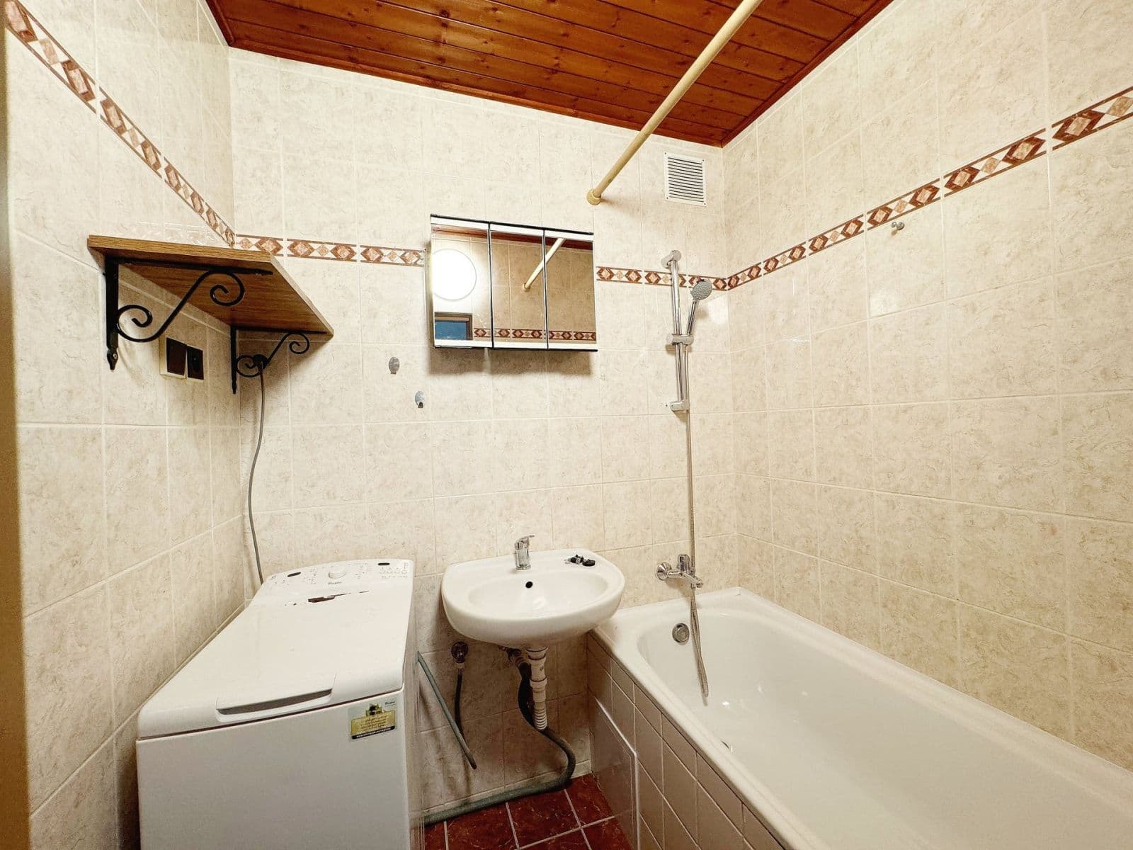 2 bedroom with open-plan kitchen flat to rent, 83 m², Pippichova, Zlonice, Středočeský Region 2 bedroom with open-plan kitchen flat to rent, 83 m², Pippichova, Zlonice, Středočeský Region