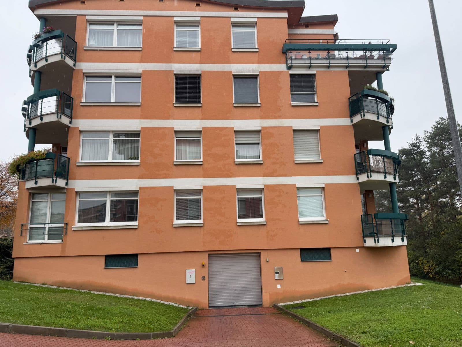 garage for sale, 14 m², Nad Okrouhlíkem, Prague, Prague garage for sale, 14 m², Nad Okrouhlíkem, Prague, Prague