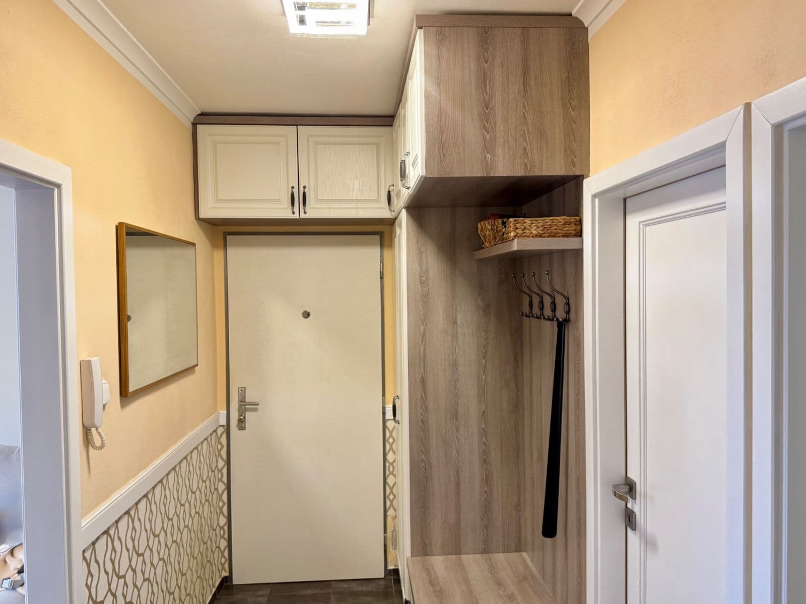 2 bedroom with open-plan kitchen flat to rent, 55 m², Litoměřická, Prague, Prague 2 bedroom with open-plan kitchen flat to rent, 55 m², Litoměřická, Prague, Prague