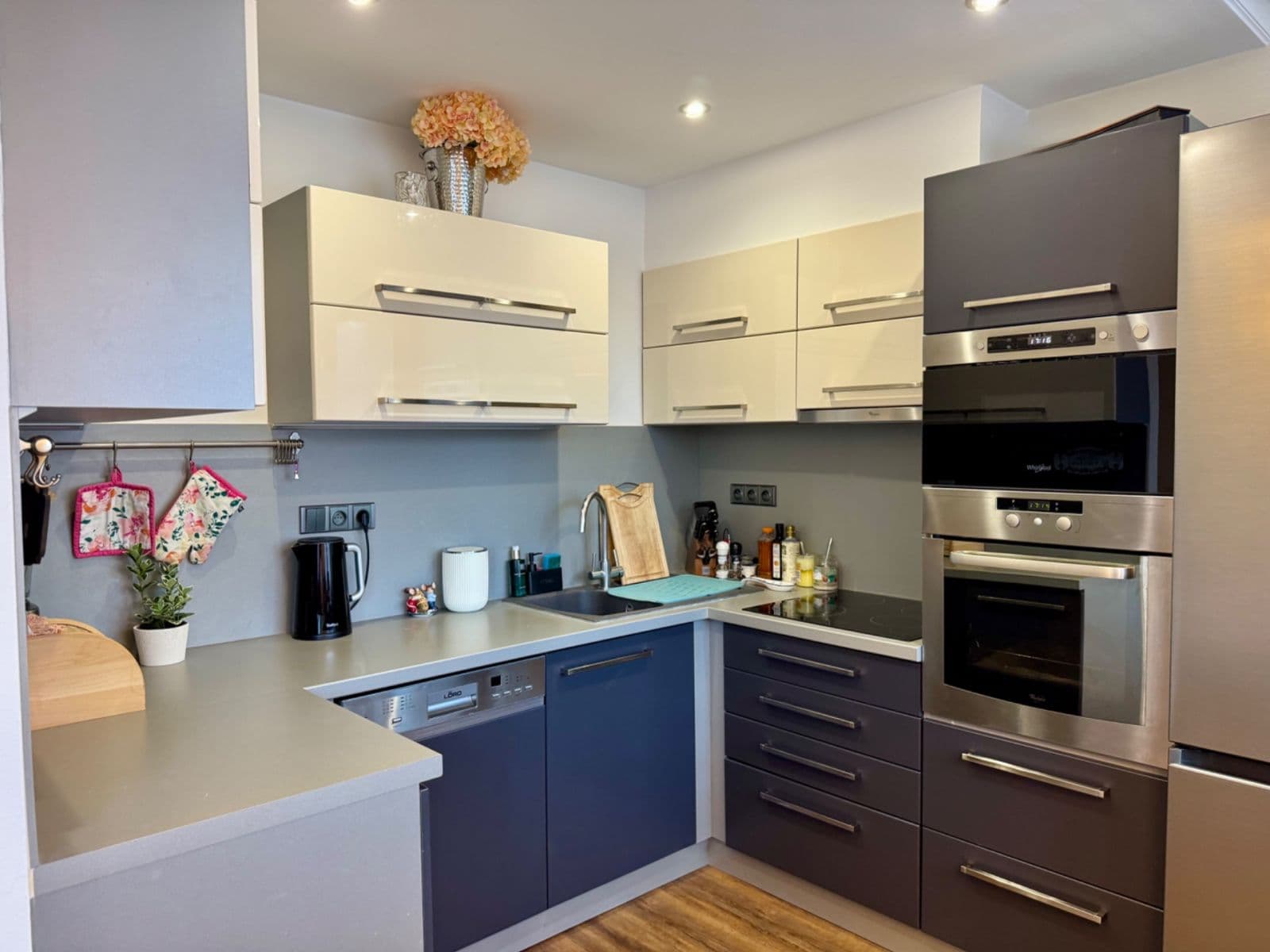 2 bedroom with open-plan kitchen flat to rent, 55 m², Litoměřická, Prague, Prague 2 bedroom with open-plan kitchen flat to rent, 55 m², Litoměřická, Prague, Prague