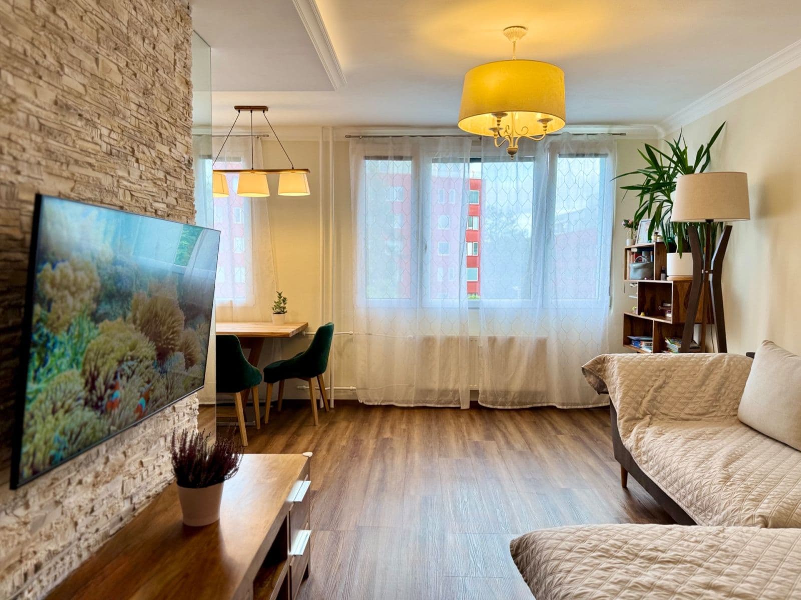 2 bedroom with open-plan kitchen flat to rent, 55 m², Litoměřická, Prague, Prague 2 bedroom with open-plan kitchen flat to rent, 55 m², Litoměřická, Prague, Prague