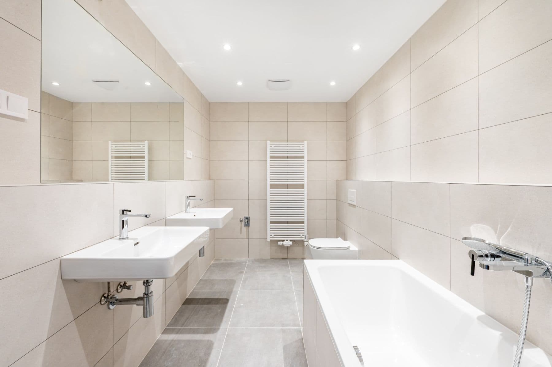 2 bedroom with open-plan kitchen flat for sale, 90 m², Milánská, Prague, Prague 2 bedroom with open-plan kitchen flat for sale, 90 m², Milánská, Prague, Prague