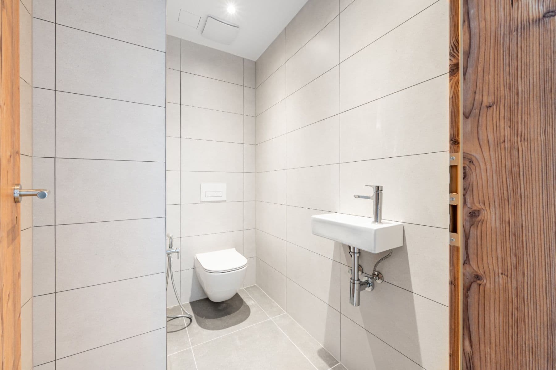 2 bedroom with open-plan kitchen flat for sale, 90 m², Milánská, Prague, Prague 2 bedroom with open-plan kitchen flat for sale, 90 m², Milánská, Prague, Prague