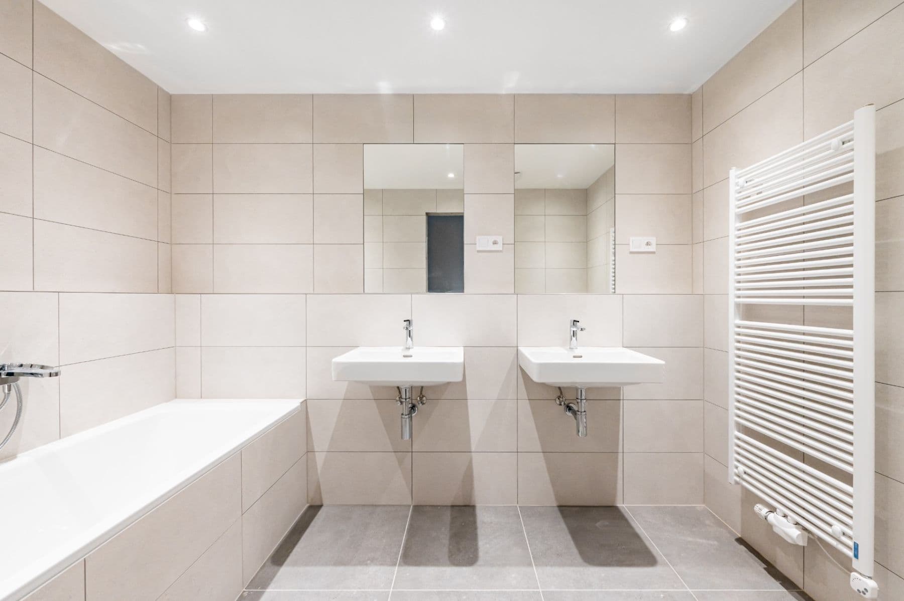 3 bedroom with open-plan kitchen flat for sale, 120 m², Milánská, Prague, Prague 3 bedroom with open-plan kitchen flat for sale, 120 m², Milánská, Prague, Prague