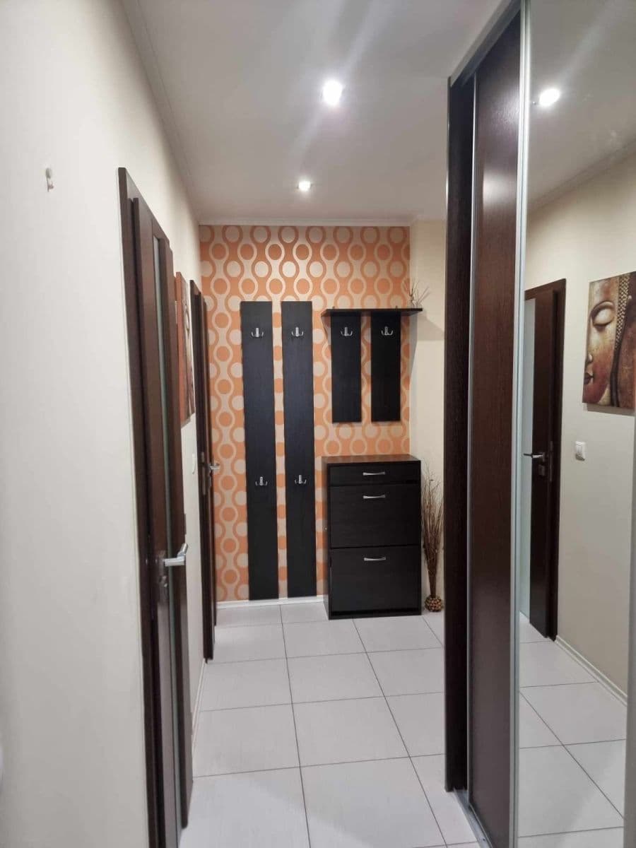 1 bedroom with open-plan kitchen flat to rent, 40 m², Moyzesova, Poprad, Prešovský Region 1 bedroom with open-plan kitchen flat to rent, 40 m², Moyzesova, Poprad, Prešovský Region