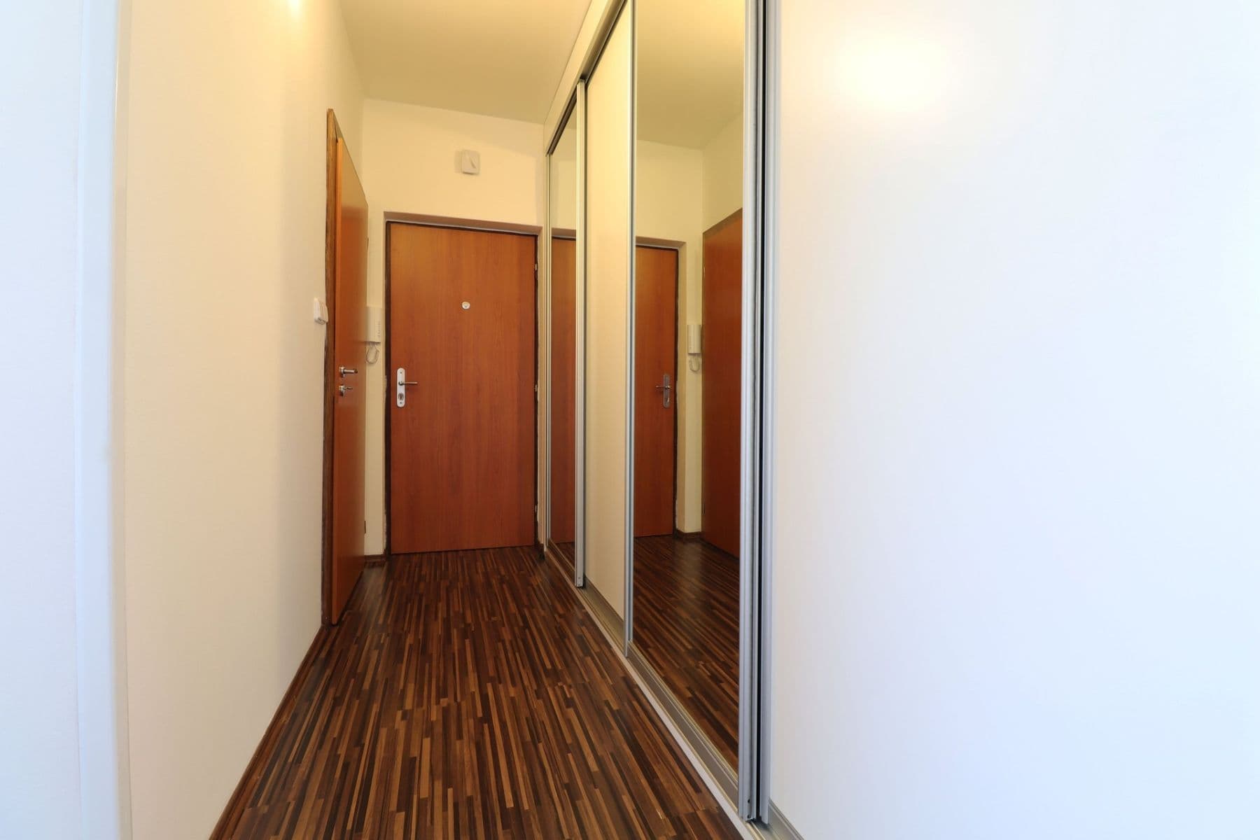 2 bedroom flat to rent, 54 m², Maďarská, Kladno, Středočeský Region 2 bedroom flat to rent, 54 m², Maďarská, Kladno, Středočeský Region