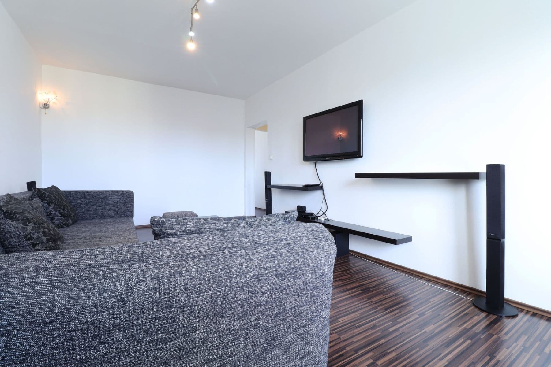 2 bedroom flat to rent, 54 m², Maďarská, Kladno, Středočeský Region 2 bedroom flat to rent, 54 m², Maďarská, Kladno, Středočeský Region