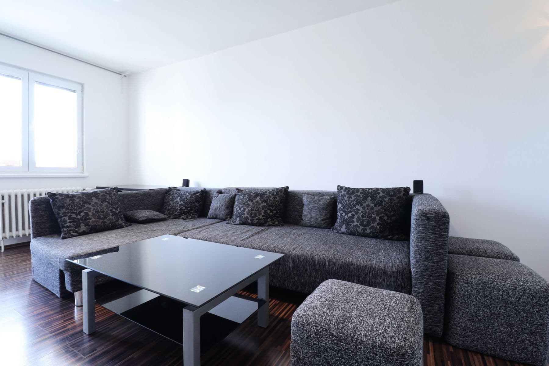 2 bedroom flat to rent, 54 m², Maďarská, Kladno, Středočeský Region 2 bedroom flat to rent, 54 m², Maďarská, Kladno, Středočeský Region