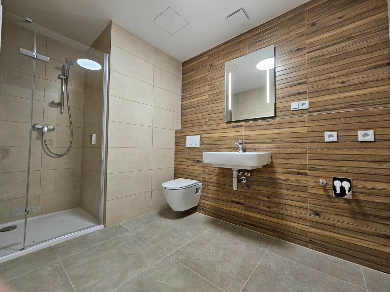 Studio flat to rent, 36 m², Měděná, Plzeň, Plzeňský Region Studio flat to rent, 36 m², Měděná, Plzeň, Plzeňský Region