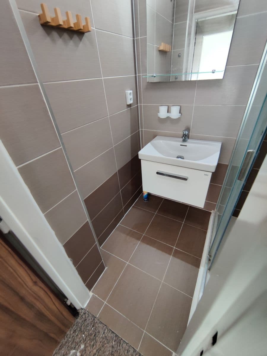 3 bedroom flat to rent, 88 m², Čs. exilu, Ostrava, Moravskoslezský Region 3 bedroom flat to rent, 88 m², Čs. exilu, Ostrava, Moravskoslezský Region