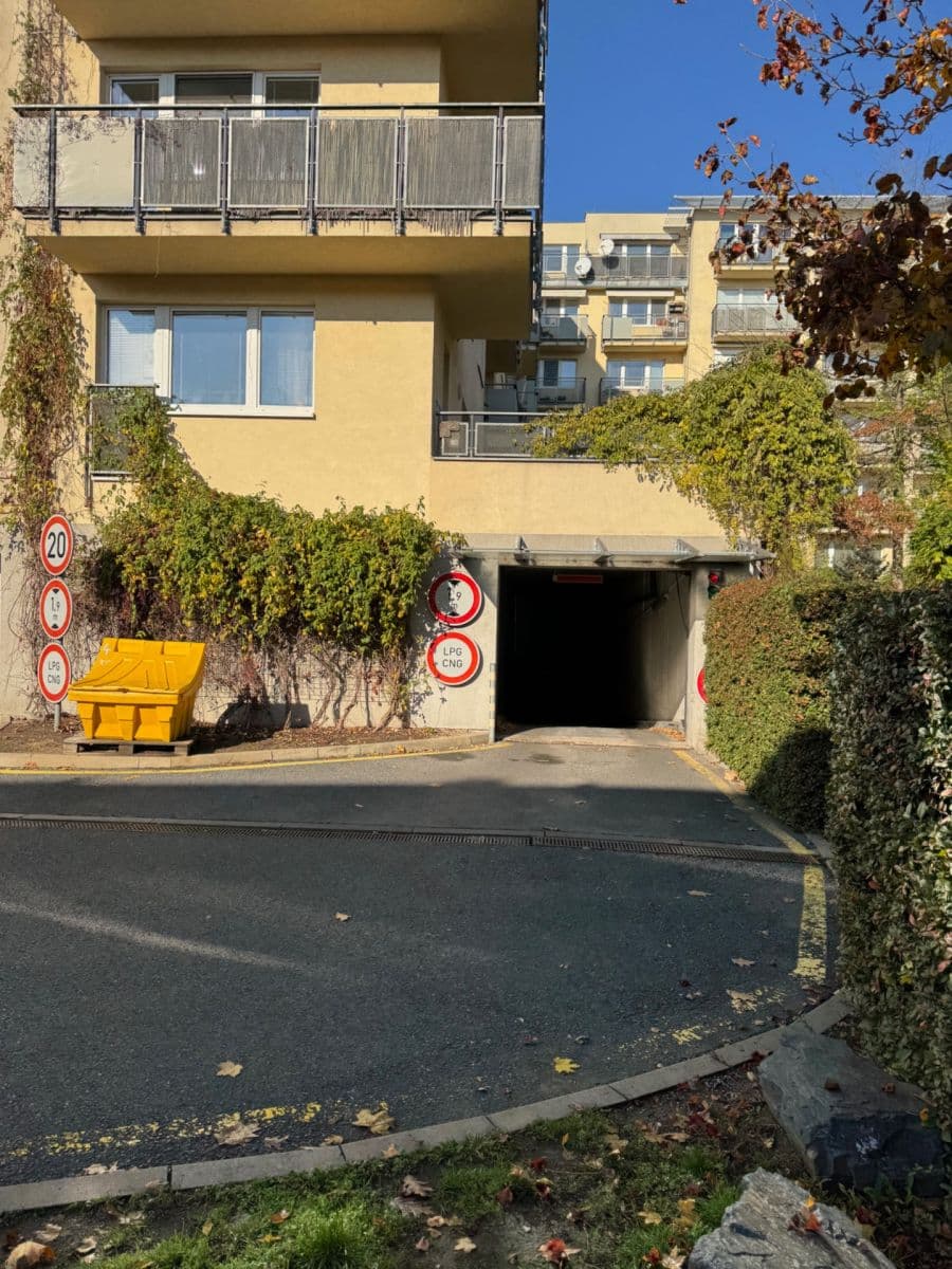 garage for sale, 18 m², Prague, Prague garage for sale, 18 m², Prague, Prague