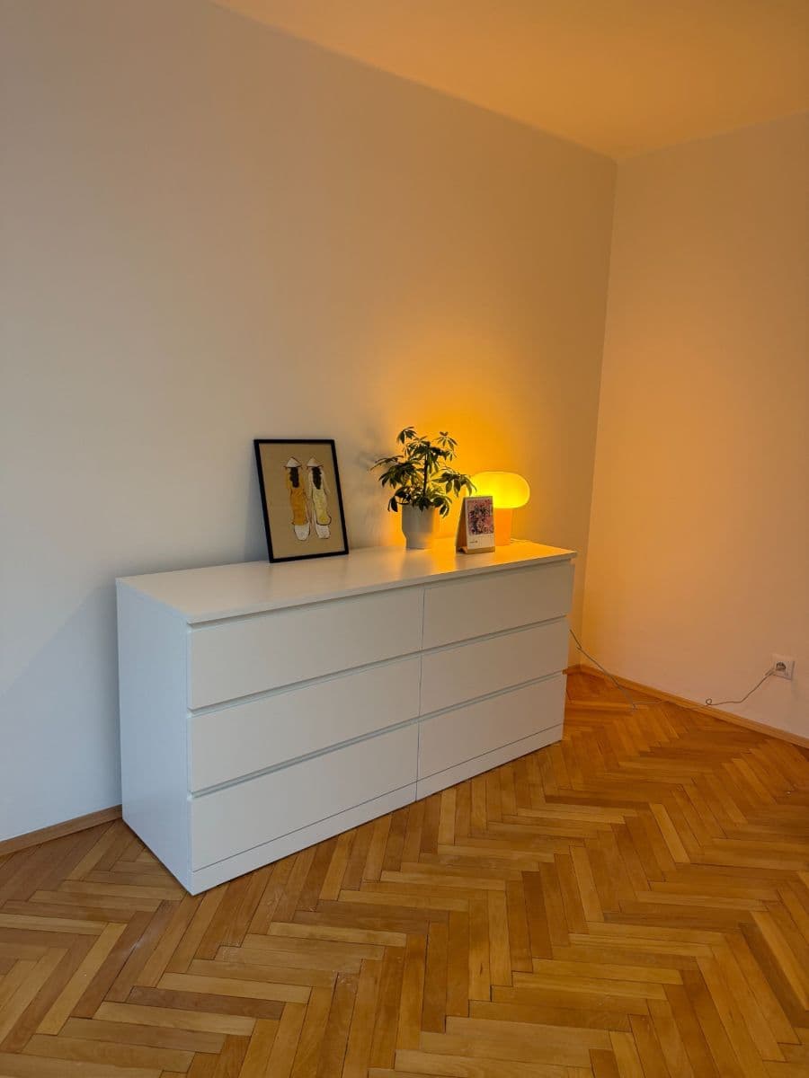 2 bedroom with open-plan kitchen flat to rent, 66 m², Benešova, Kolín, Středočeský Region 2 bedroom with open-plan kitchen flat to rent, 66 m², Benešova, Kolín, Středočeský Region