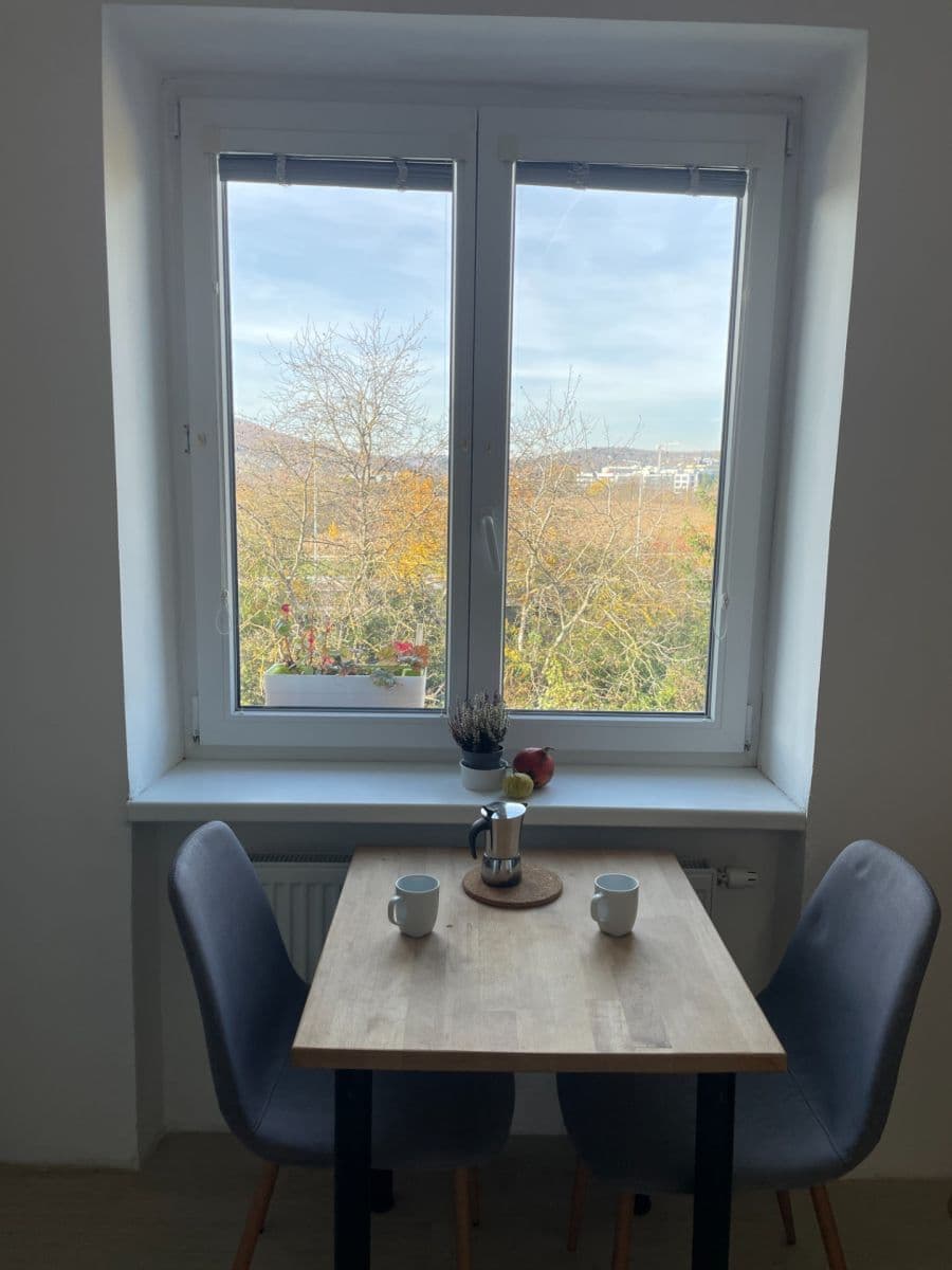 1 bedroom flat to rent, 32 m², Elišky Machové, Brno, Jihomoravský Region 1 bedroom flat to rent, 32 m², Elišky Machové, Brno, Jihomoravský Region