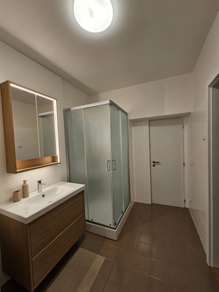 2 bedroom with open-plan kitchen flat to rent, 86 m², Legionářská, Kuřim, Jihomoravský Region 2 bedroom with open-plan kitchen flat to rent, 86 m², Legionářská, Kuřim, Jihomoravský Region