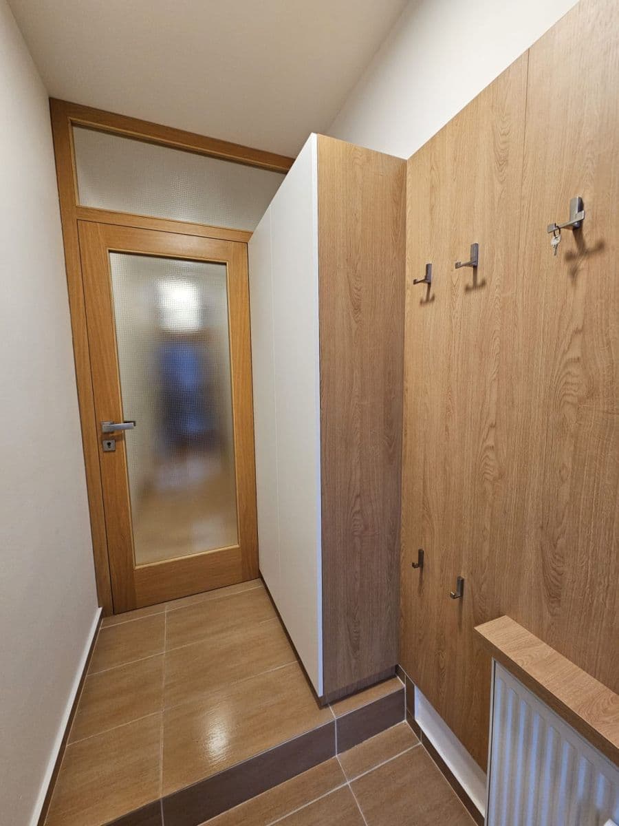 2 bedroom with open-plan kitchen flat to rent, 86 m², Legionářská, Kuřim, Jihomoravský Region 2 bedroom with open-plan kitchen flat to rent, 86 m², Legionářská, Kuřim, Jihomoravský Region