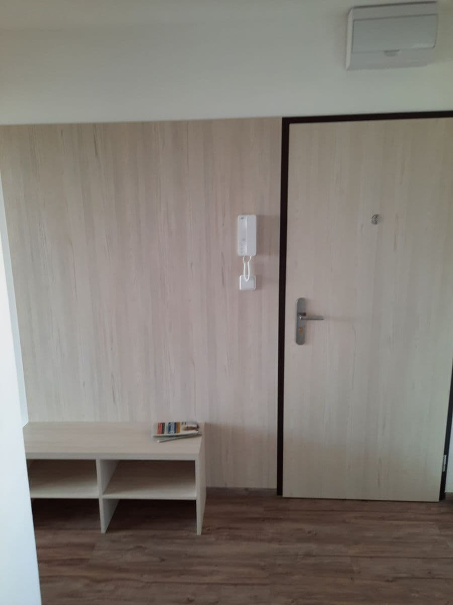 3 bedroom flat for sale, 69 m², Vodárenská, Kladno, Středočeský Region 3 bedroom flat for sale, 69 m², Vodárenská, Kladno, Středočeský Region