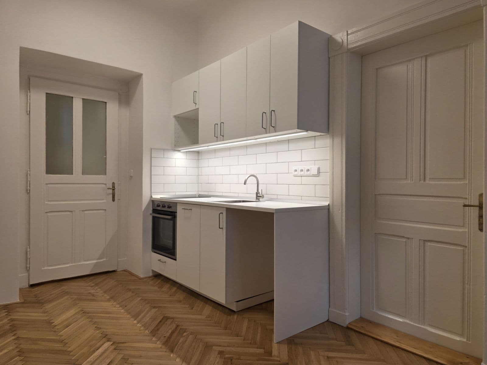 1 bedroom with open-plan kitchen flat to rent, 39 m², Jagellonská, Prague, Prague 1 bedroom with open-plan kitchen flat to rent, 39 m², Jagellonská, Prague, Prague