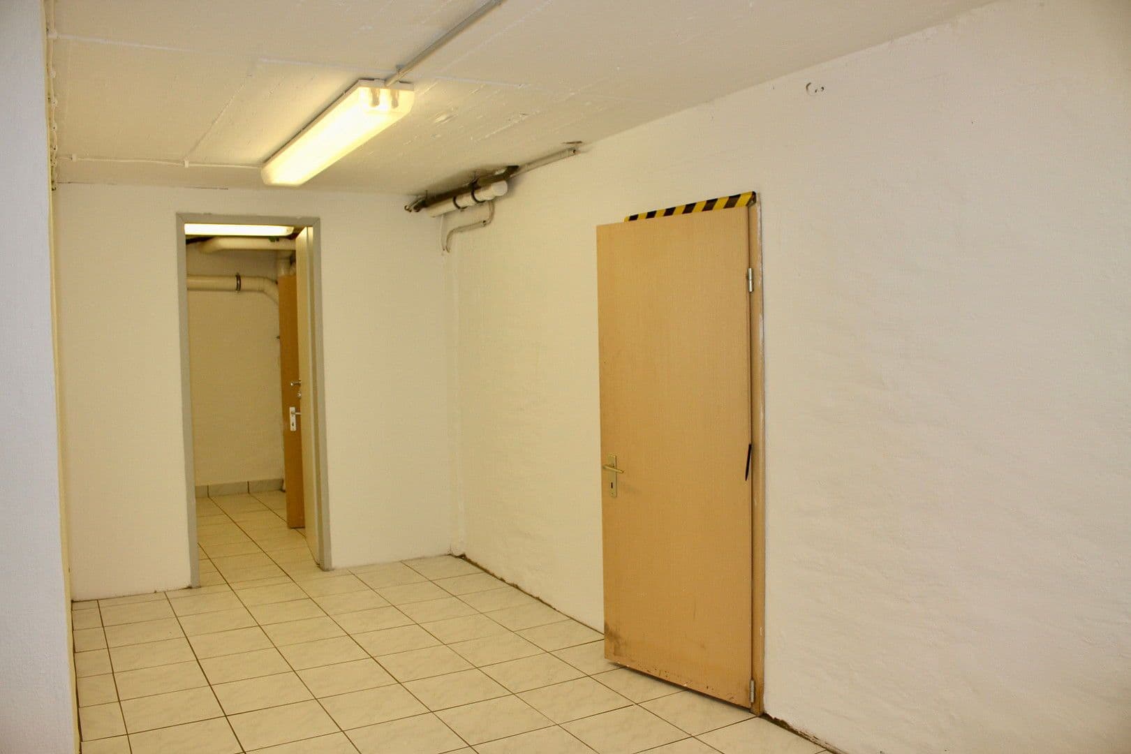 office to rent, 239 m², Am Buchenbaum 21, Duisburg, North Rhine-Westphalia office to rent, 239 m², Am Buchenbaum 21, Duisburg, North Rhine-Westphalia