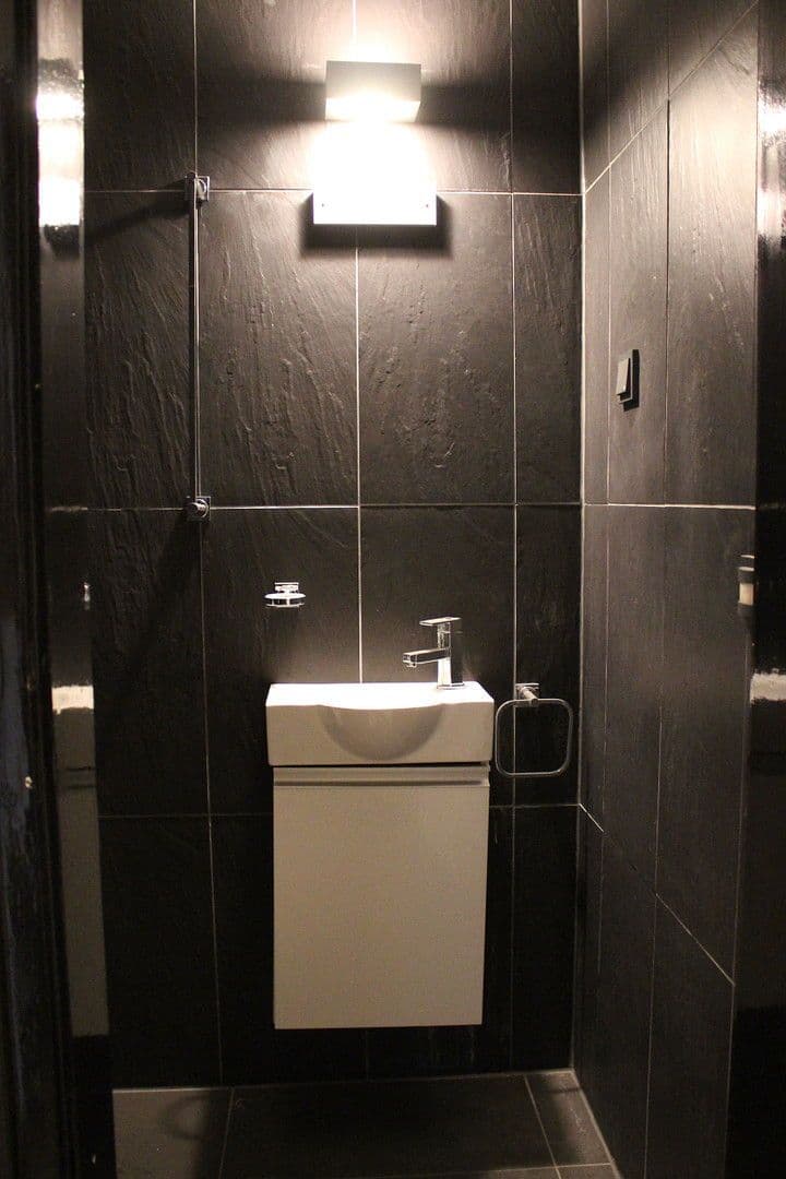 office to rent, 239 m², Am Buchenbaum 21, Duisburg, North Rhine-Westphalia office to rent, 239 m², Am Buchenbaum 21, Duisburg, North Rhine-Westphalia