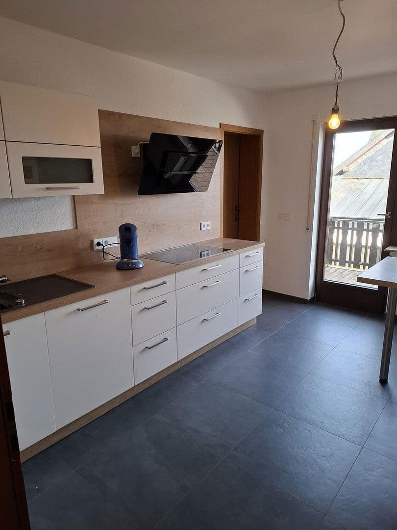 house to rent, 140 m², Niederburg, Rhineland-Palatinate house to rent, 140 m², Niederburg, Rhineland-Palatinate