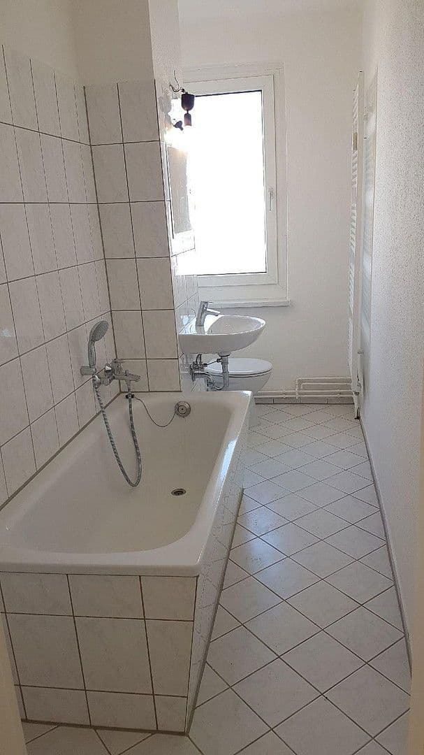 2 bedroom flat to rent, 47 m², Straße der Einheit 28, Neukieritzsch, Saxony 2 bedroom flat to rent, 47 m², Straße der Einheit 28, Neukieritzsch, Saxony