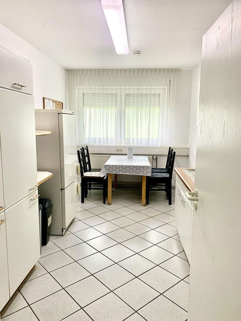 office to rent, 112 m², Adelsdorf, Bavaria office to rent, 112 m², Adelsdorf, Bavaria