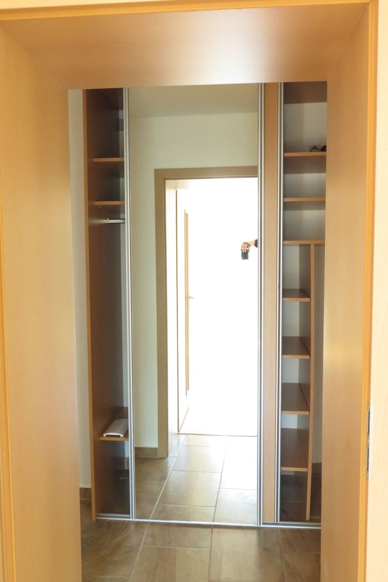 3 bedroom flat to rent, 76 m², Kochova, Chomutov, Ústecký Region 3 bedroom flat to rent, 76 m², Kochova, Chomutov, Ústecký Region