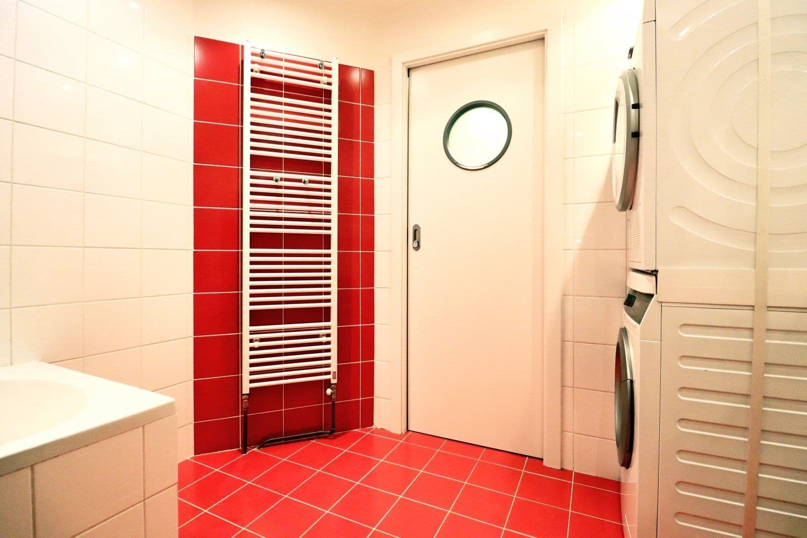 3 bedroom with open-plan kitchen flat to rent, 84 m², Na Okrouhlíku, Prague, Prague 3 bedroom with open-plan kitchen flat to rent, 84 m², Na Okrouhlíku, Prague, Prague