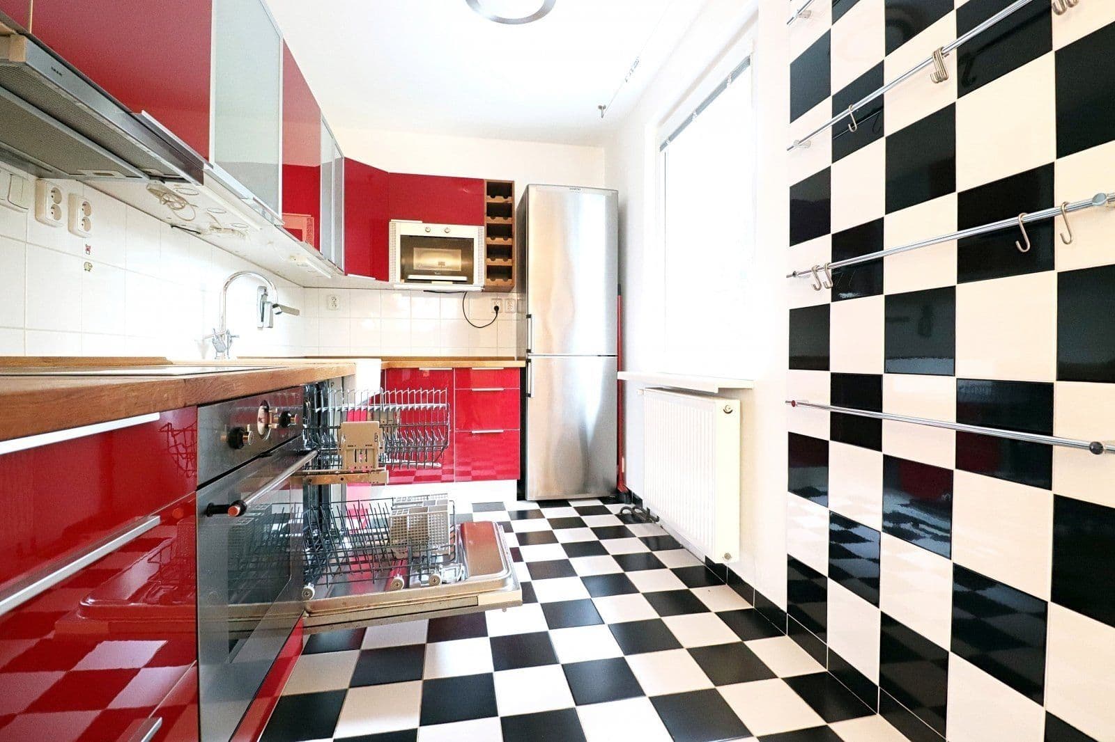 3 bedroom with open-plan kitchen flat to rent, 84 m², Na Okrouhlíku, Prague, Prague 3 bedroom with open-plan kitchen flat to rent, 84 m², Na Okrouhlíku, Prague, Prague