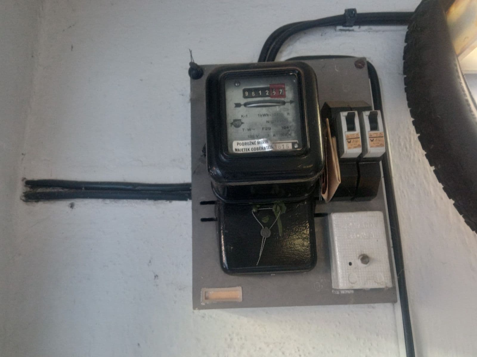 garage to rent, 20 m², Štouračova, Brno, Jihomoravský Region garage to rent, 20 m², Štouračova, Brno, Jihomoravský Region