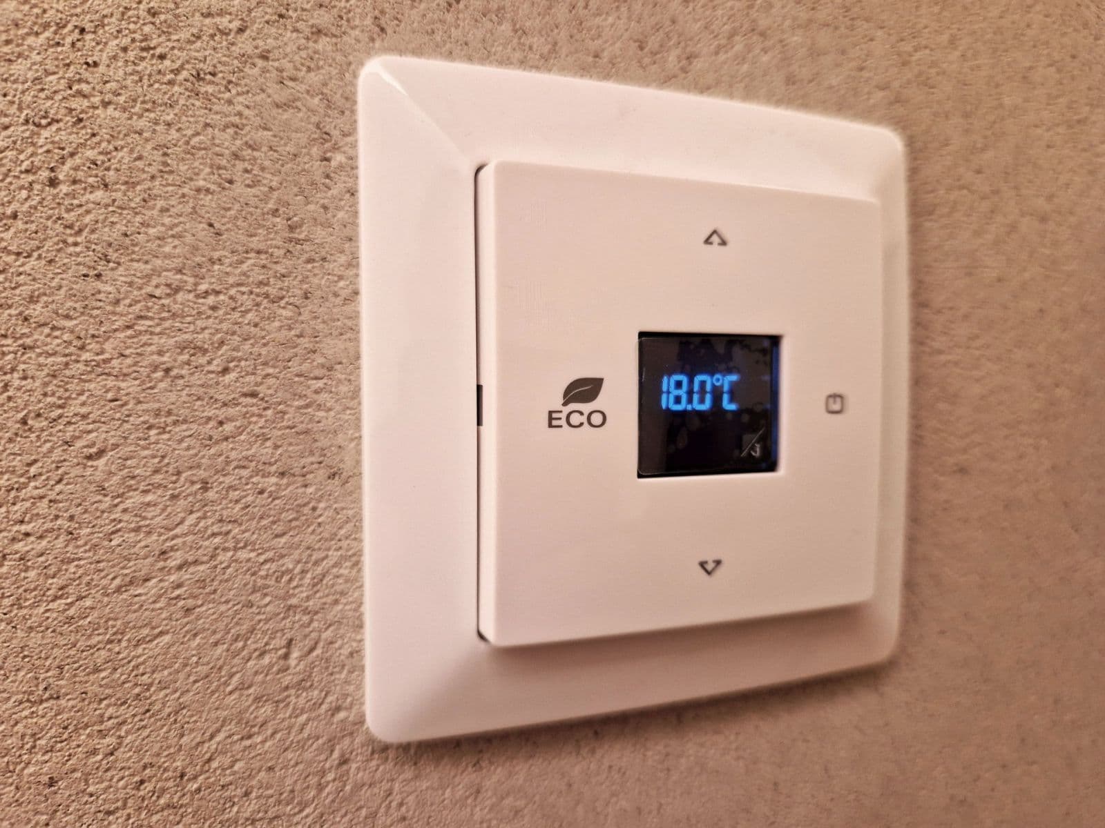 3 bedroom flat to rent, 78 m², Londýnská, Prague, Prague 3 bedroom flat to rent, 78 m², Londýnská, Prague, Prague