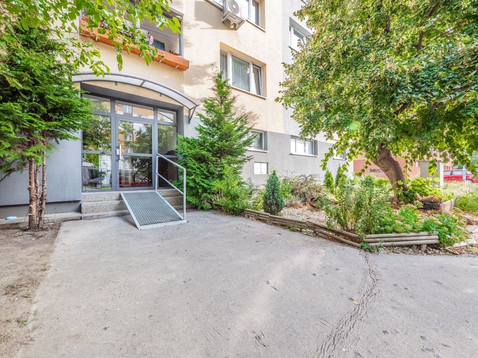 3 bedroom flat to rent, 68 m², Krásnohorská, Petržalka, Bratislavský Region 3 bedroom flat to rent, 68 m², Krásnohorská, Petržalka, Bratislavský Region