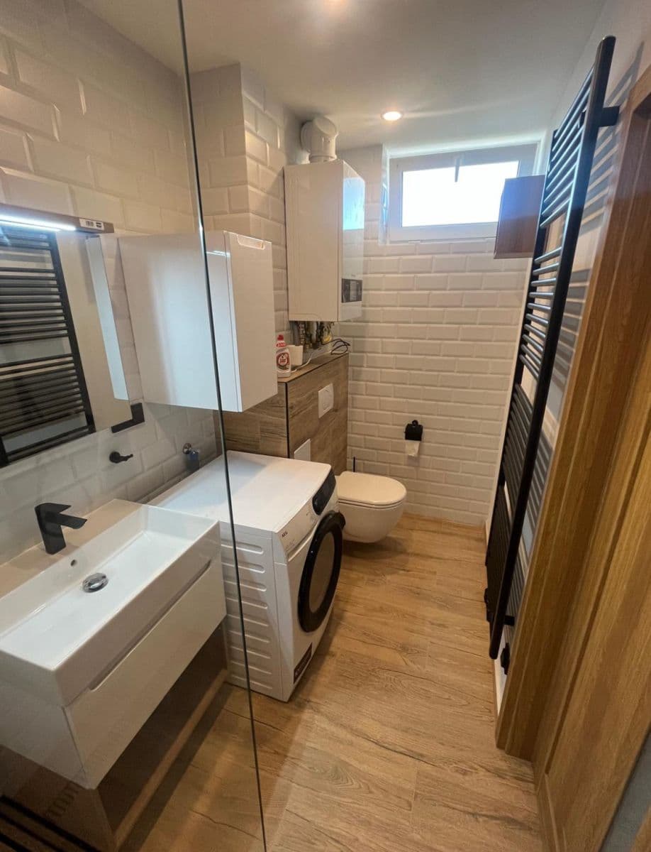 2 bedroom flat to rent, 43 m², Revoluční, Měšice, Středočeský Region 2 bedroom flat to rent, 43 m², Revoluční, Měšice, Středočeský Region