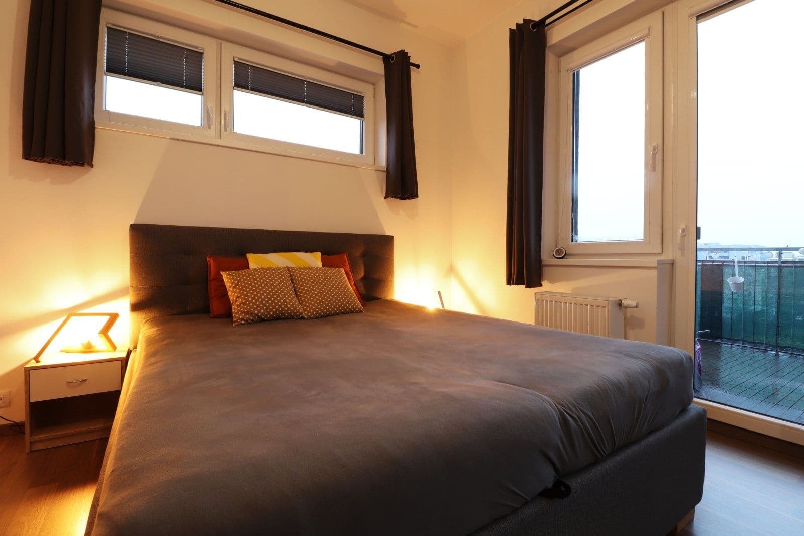 2 bedroom with open-plan kitchen flat to rent, 74 m², Rižská, Prague, Prague 2 bedroom with open-plan kitchen flat to rent, 74 m², Rižská, Prague, Prague