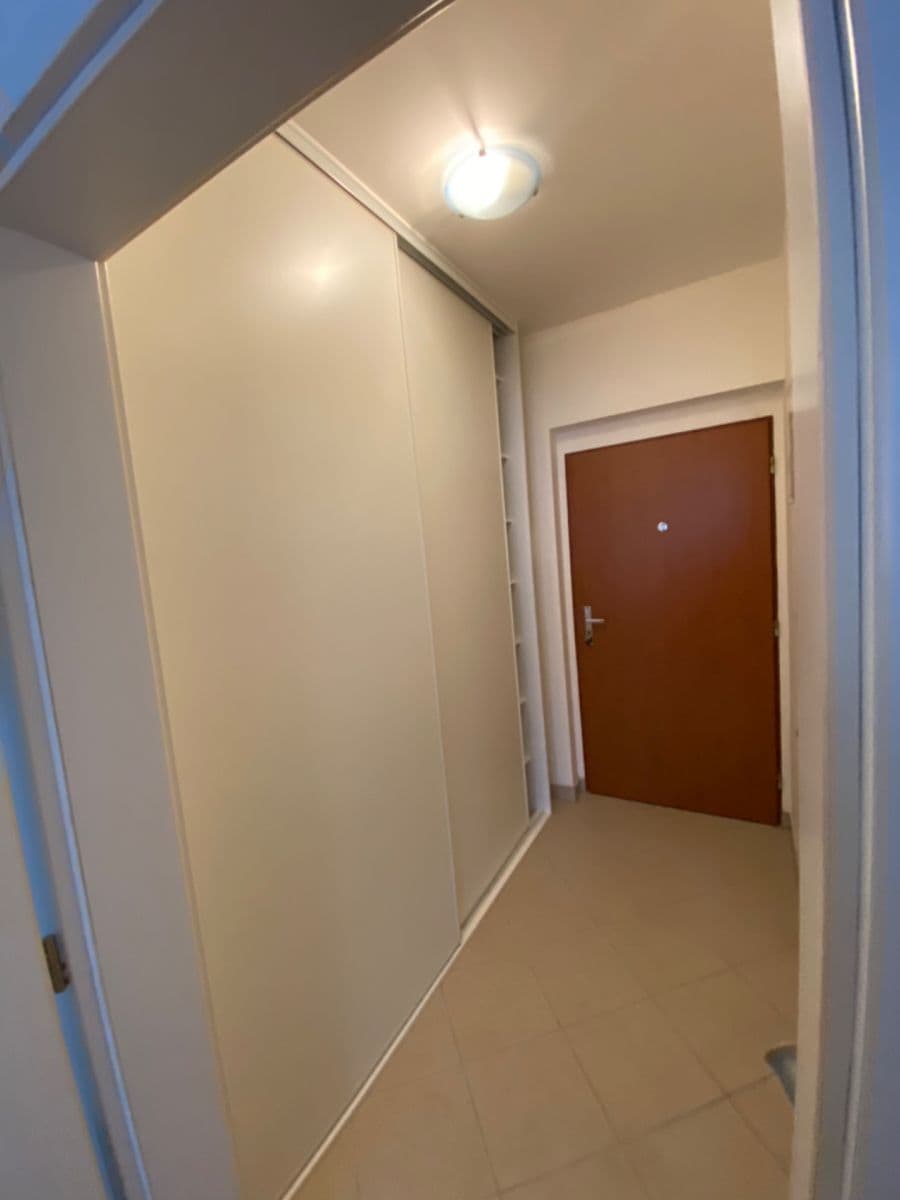 Studio flat to rent, 29 m², Mattioliho, Prague, Prague Studio flat to rent, 29 m², Mattioliho, Prague, Prague