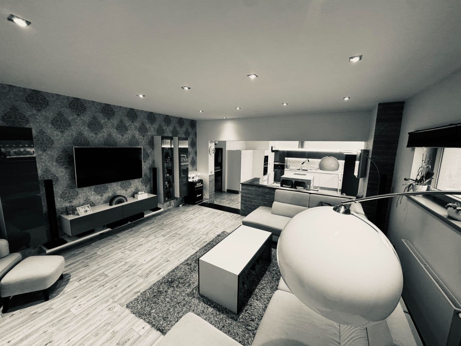 5 bedroom with open-plan kitchen flat for sale, 200 m², Nerudova, Tábor, Jihočeský Region 5 bedroom with open-plan kitchen flat for sale, 200 m², Nerudova, Tábor, Jihočeský Region